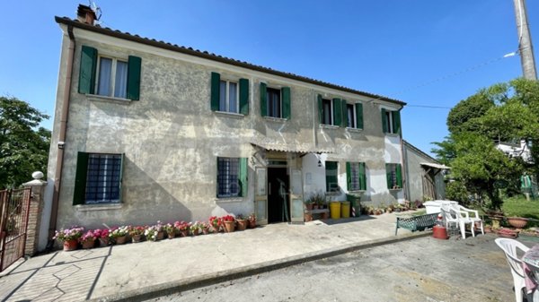 casa indipendente in vendita a Ceregnano