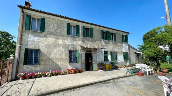 casa indipendente in vendita a Ceregnano