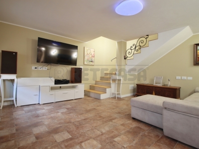 casa indipendente in vendita a Ceregnano