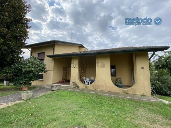 casa indipendente in vendita a Ceregnano