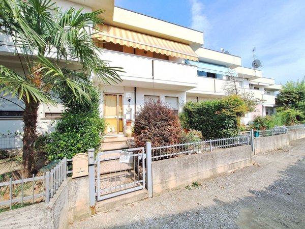 casa indipendente in vendita a Ceregnano