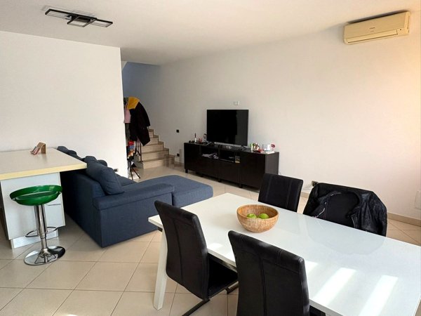 casa indipendente in vendita a Ceregnano