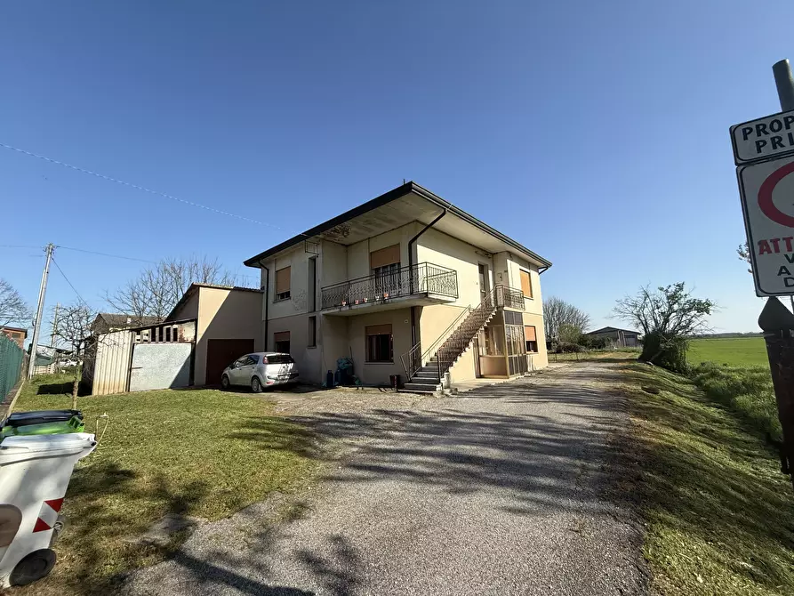 casa indipendente in vendita a Ceregnano