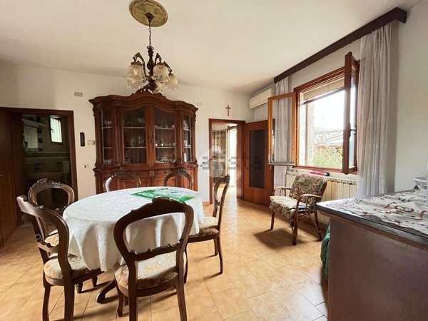 casa indipendente in vendita a Ceregnano