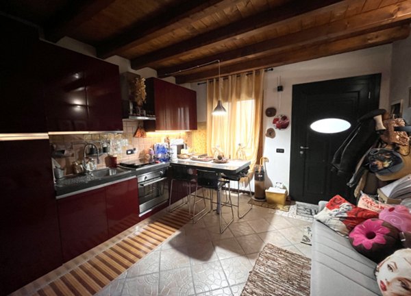 casa semindipendente in vendita a Ceregnano