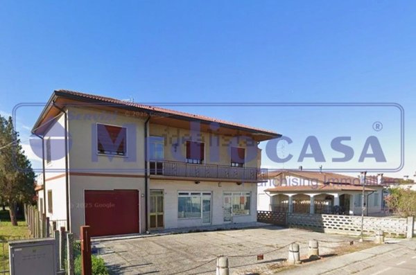 casa indipendente in vendita a Ceregnano