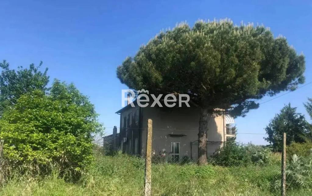 casa indipendente in vendita a Ceregnano