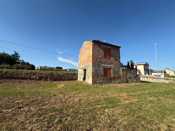 casale in vendita a Ceregnano