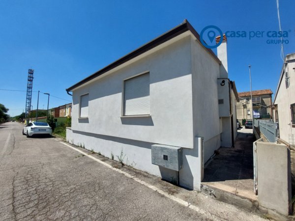 casa indipendente in vendita a Corbola