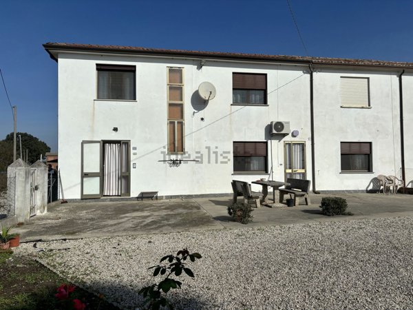 casa semindipendente in vendita a Corbola