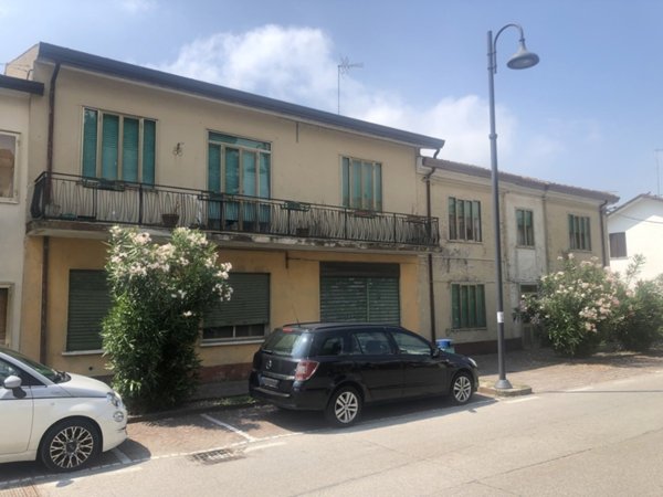 casa indipendente in vendita a Corbola