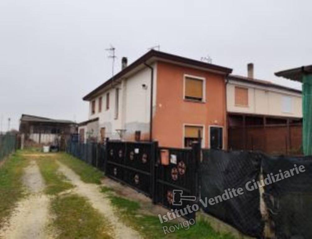 casa indipendente in vendita a Corbola