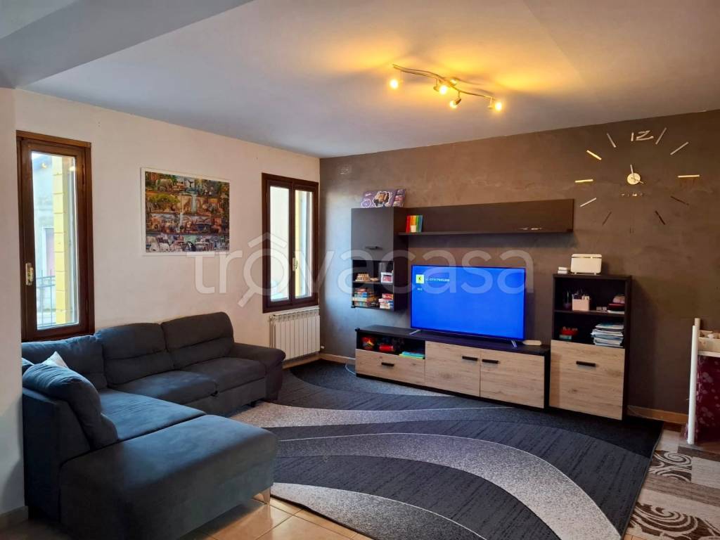 casa indipendente in vendita a Corbola