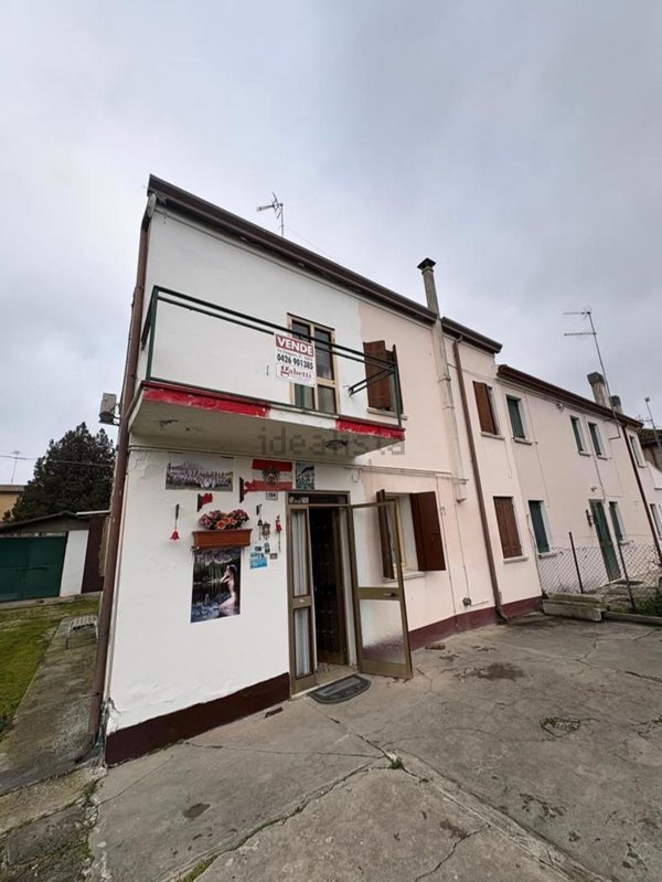 casa indipendente in vendita a Corbola