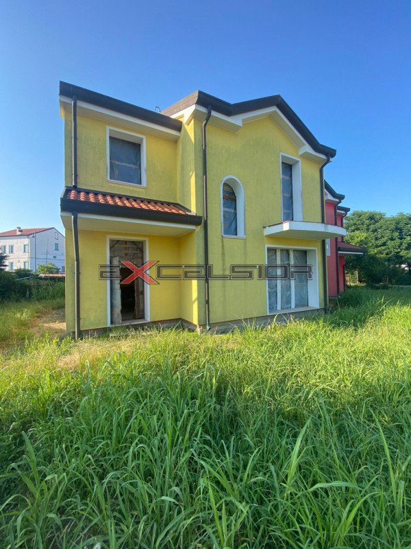 casa indipendente in vendita a Corbola