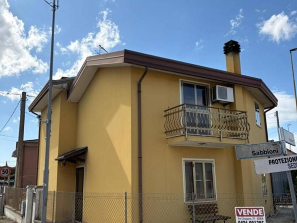 casa indipendente in vendita a Corbola