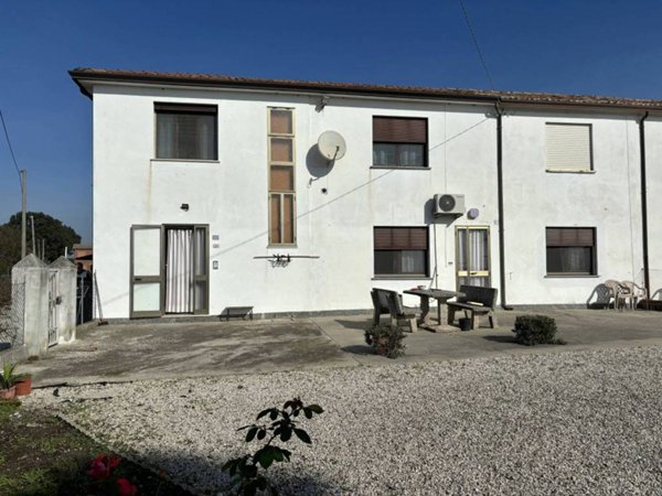 casa indipendente in vendita a Corbola