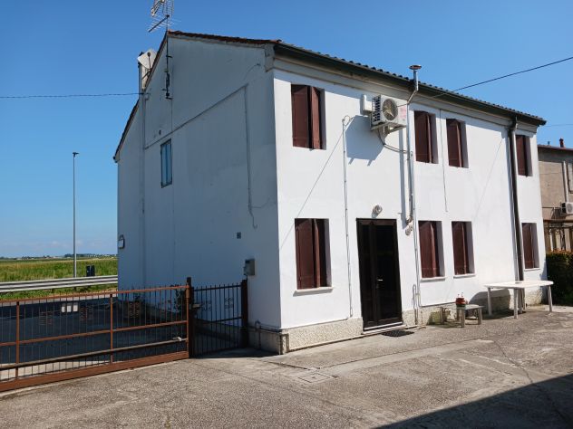casa indipendente in vendita a Costa di Rovigo