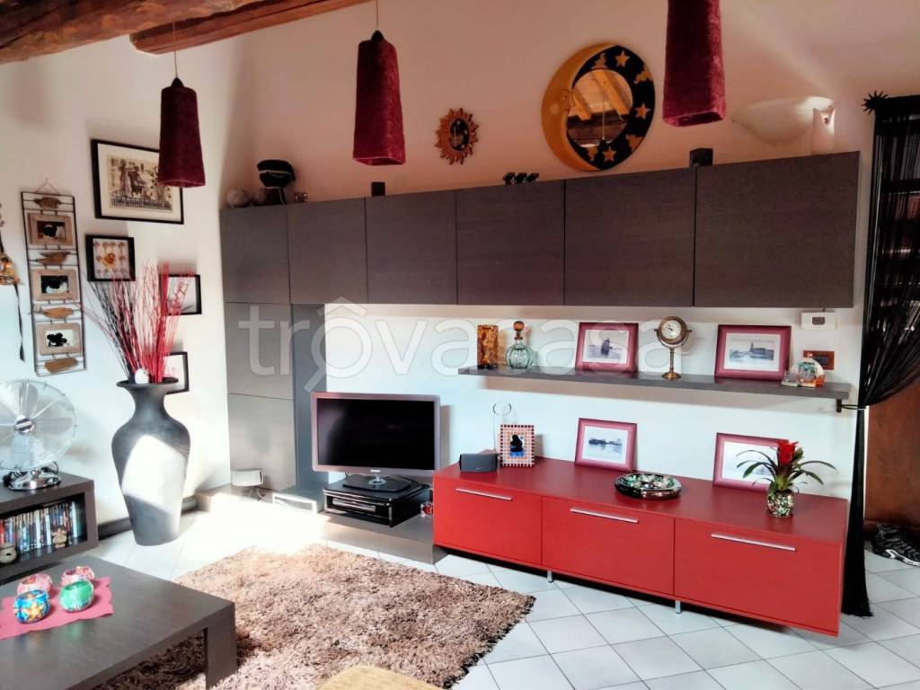 appartamento in vendita a Costa di Rovigo
