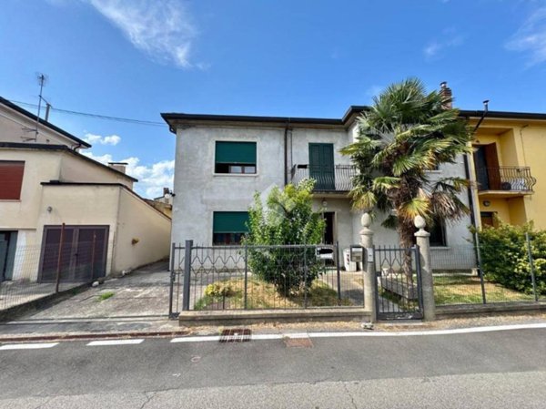 casa indipendente in vendita a Costa di Rovigo
