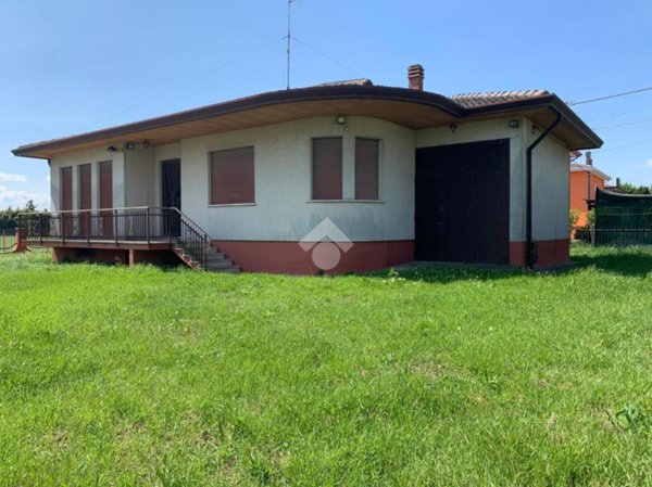 casa indipendente in vendita a Costa di Rovigo