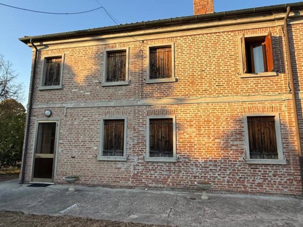 casa indipendente in vendita a Costa di Rovigo