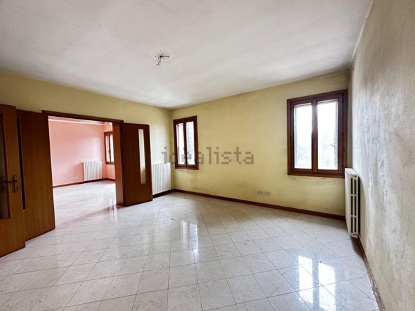 appartamento in vendita a Costa di Rovigo