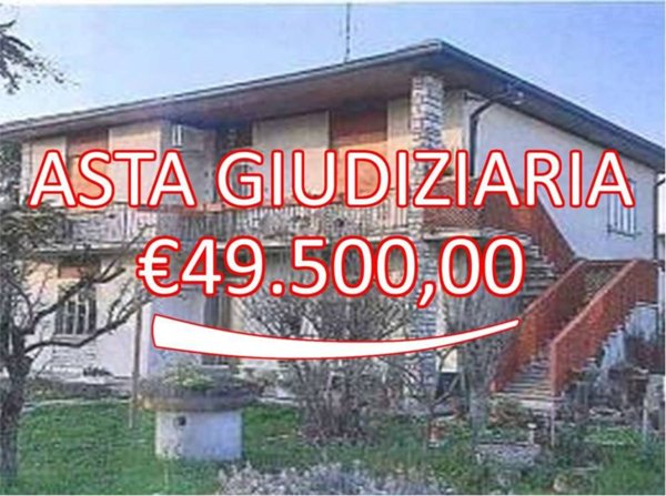 casa indipendente in vendita a Crespino