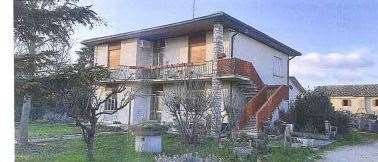 casa indipendente in vendita a Crespino
