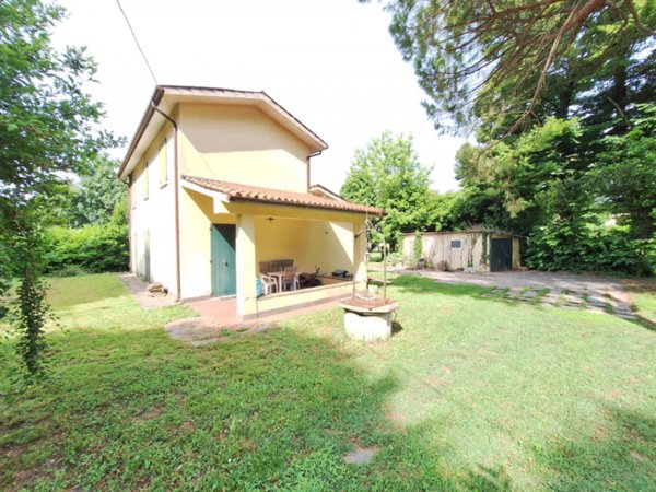 casa indipendente in vendita a Crespino