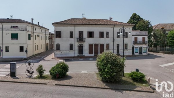 casa indipendente in vendita a Crespino