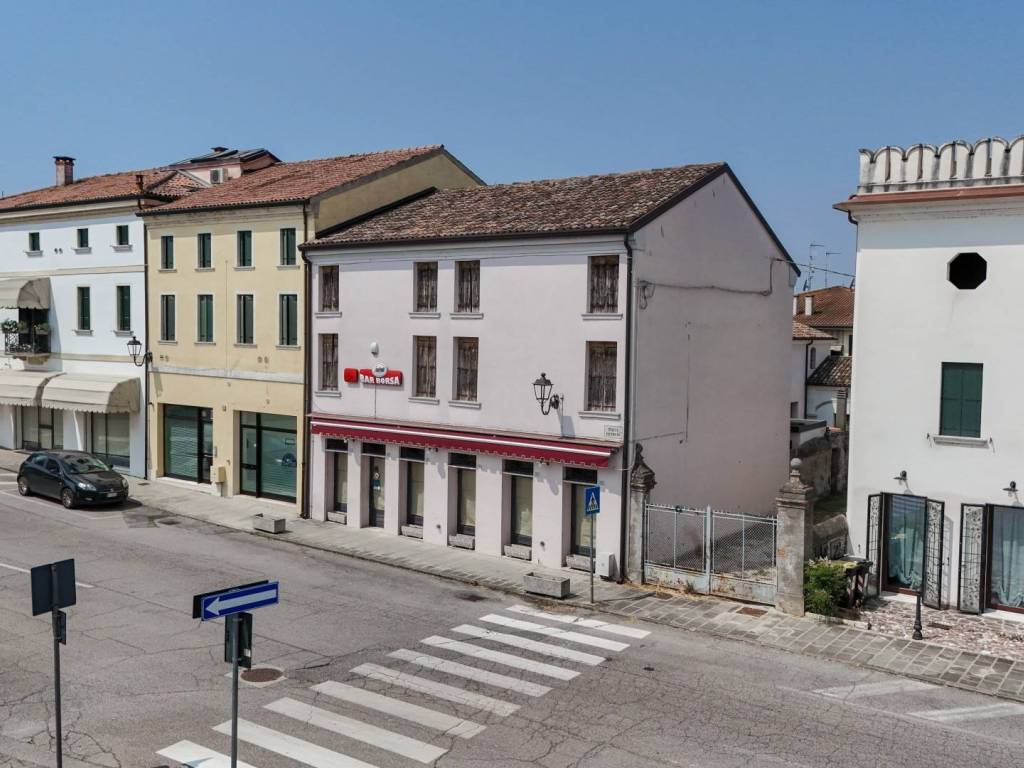 intera palazzina in vendita a Crespino