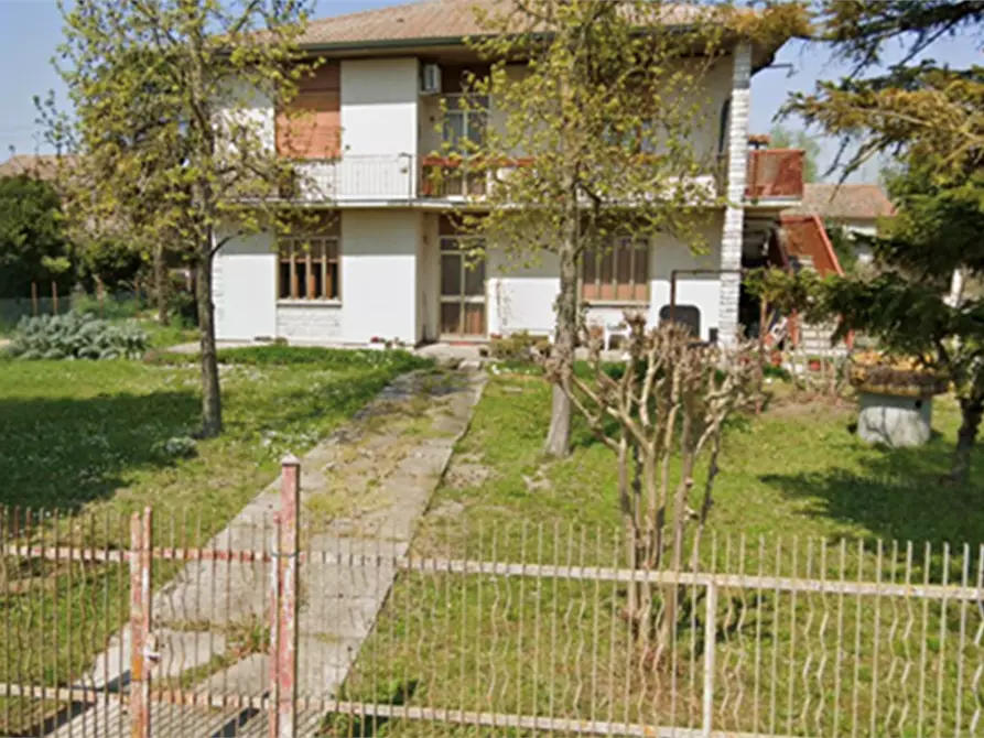 casa indipendente in vendita a Crespino