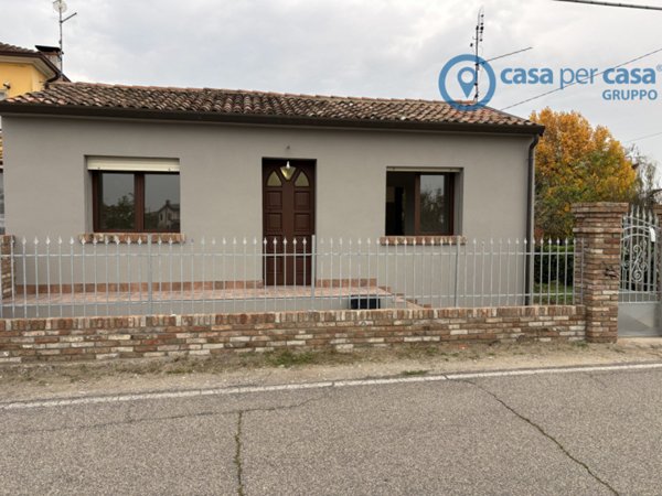 casa indipendente in vendita a Crespino