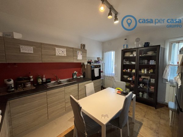 casa indipendente in vendita a Crespino