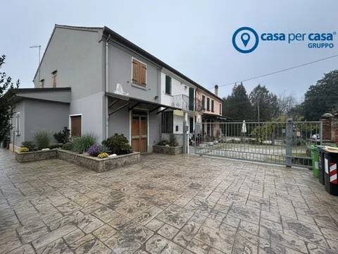 casa indipendente in vendita a Crespino in zona Passetto