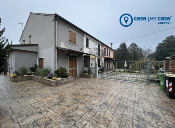 casa indipendente in vendita a Crespino in zona Passetto