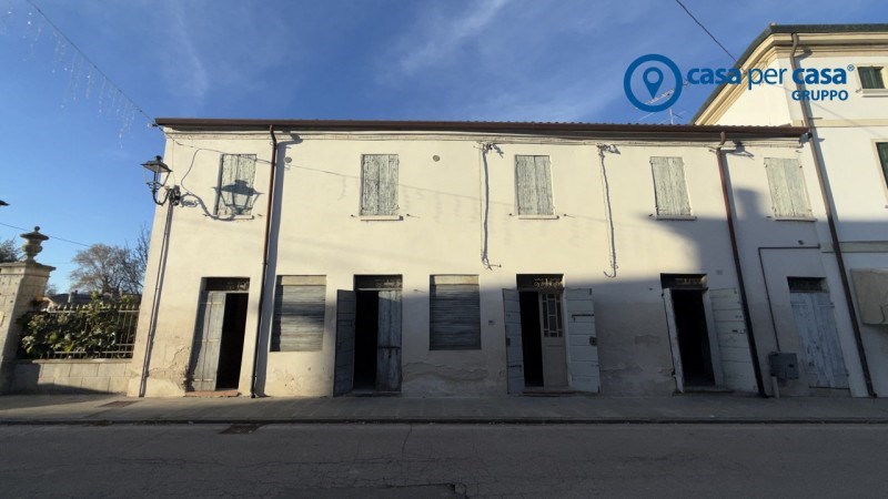 casa indipendente in vendita a Crespino in zona Passetto