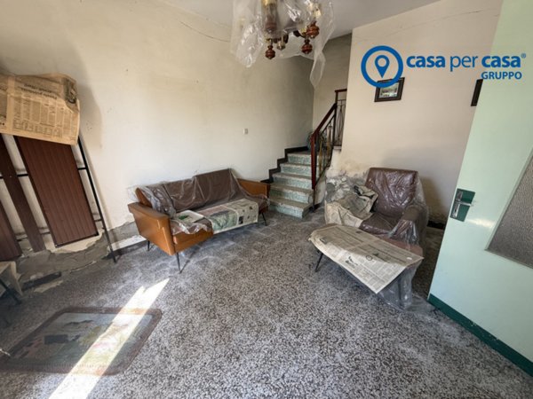 casa semindipendente in vendita a Crespino in zona Arginello