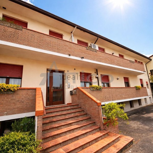 appartamento in vendita a Crespino in zona Passetto