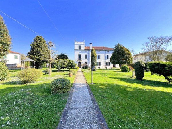 casa indipendente in vendita a Crespino in zona Passetto