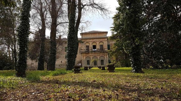 casa indipendente in vendita a Crespino in zona Passetto
