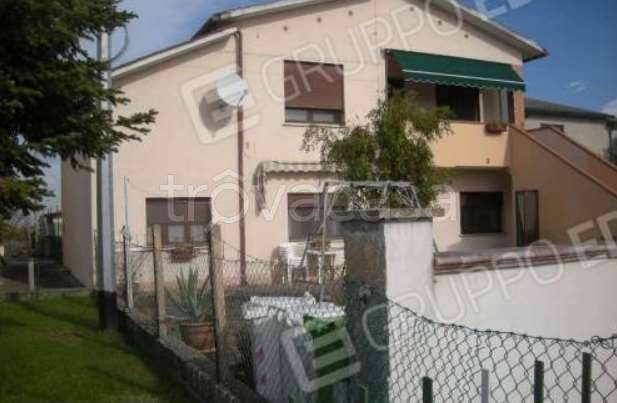 casa indipendente in vendita a Crespino in zona Arginello