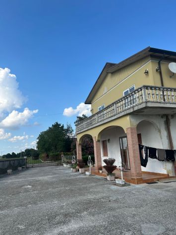 casa indipendente in vendita a Crespino