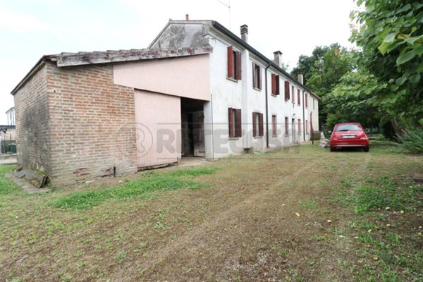 casa indipendente in vendita a Ficarolo