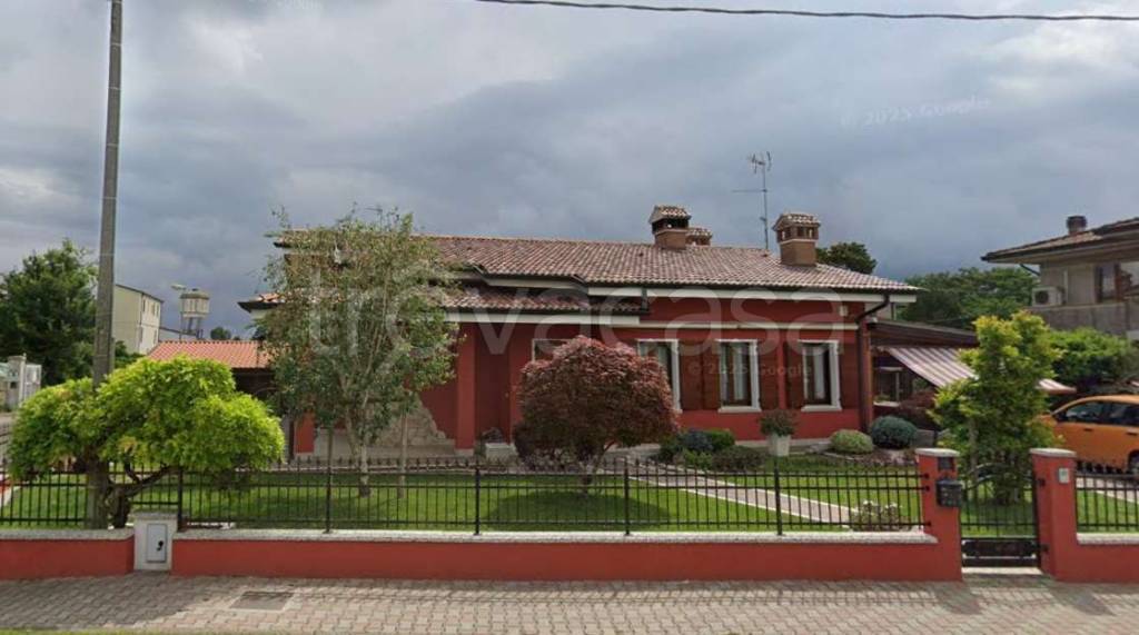 casa indipendente in vendita a Ficarolo