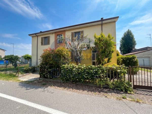 appartamento in vendita a Ficarolo