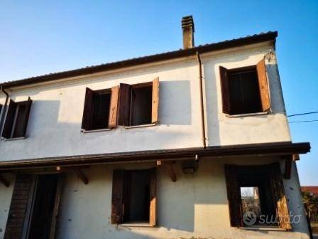 casa indipendente in vendita a Fiesso Umbertiano