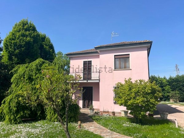 casa indipendente in vendita a Fiesso Umbertiano