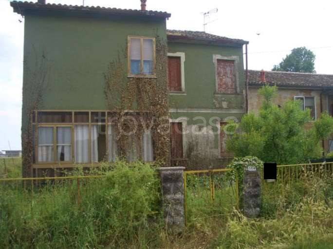 casa indipendente in vendita a Fiesso Umbertiano in zona Capitello